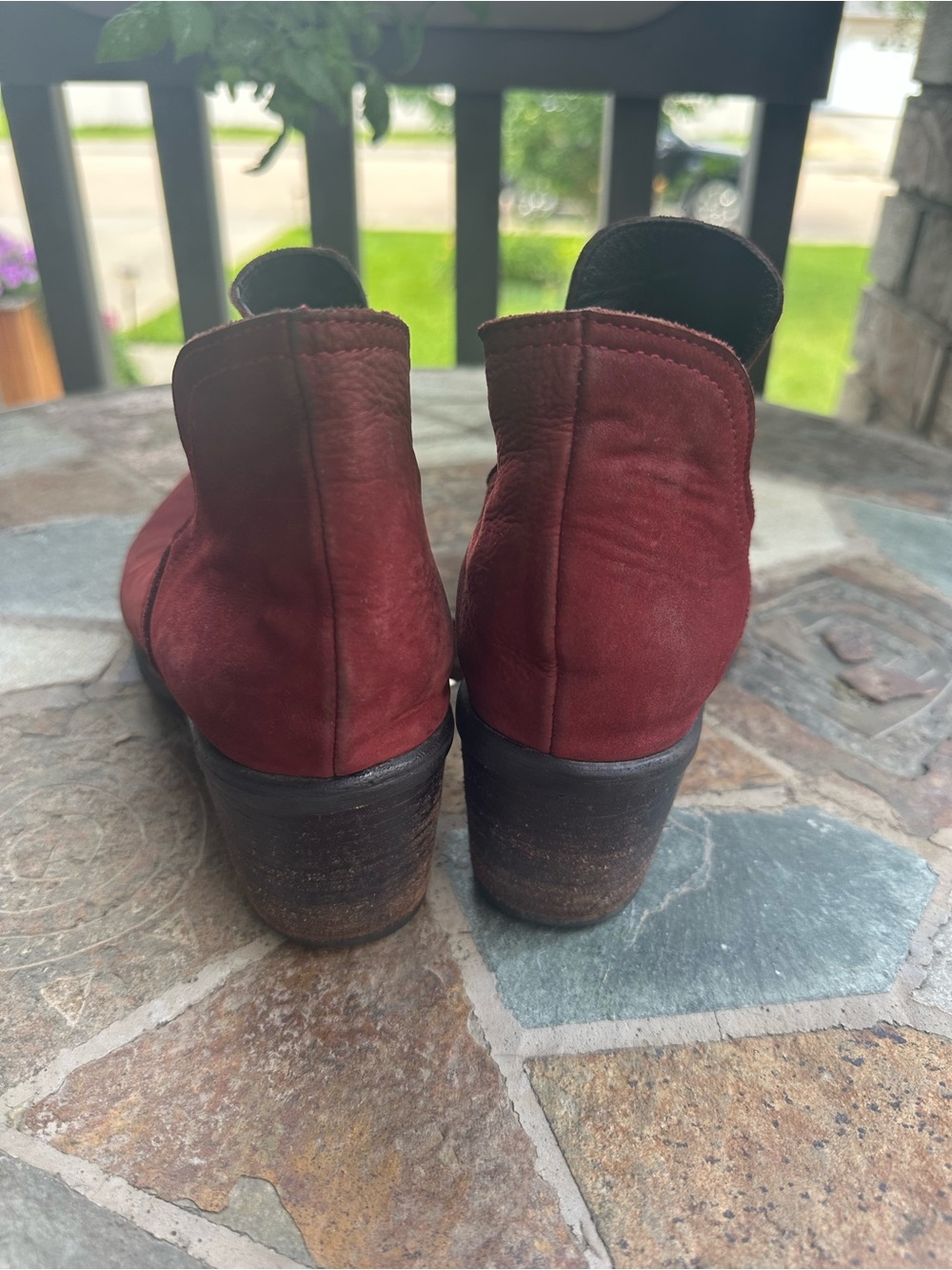 Bueno size 39Women’s Suede Ankle Booties — Burgundy - Picture 6 of 12